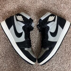 Women's Jordan 1 Retro High OG Twist 2.0 Sneakers